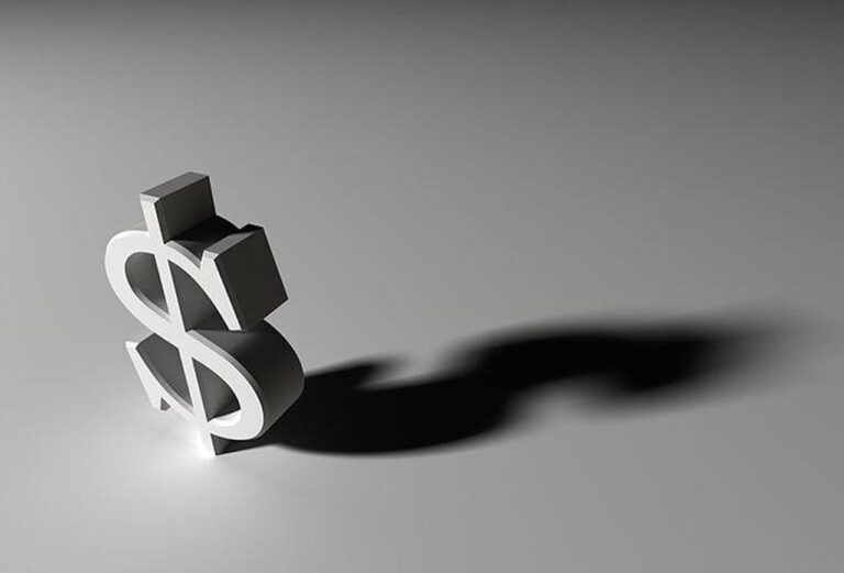 The Hidden Collapse of the Global Shadow Banking System – Mojok.co